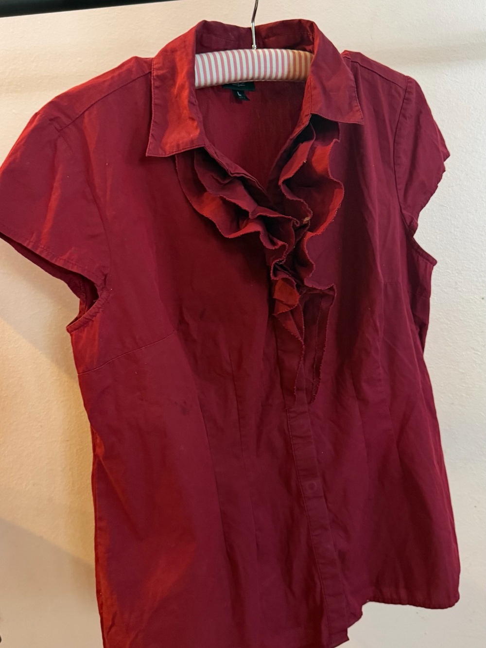 Mossimo Supply Co. Burgundy Ruffle Front Cap Sleeve Blouse